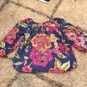 Bright color tie top